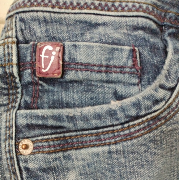 Foxy Jeans (Tall/Plus Size) *PRICE DROP* - Picture 5 of 8